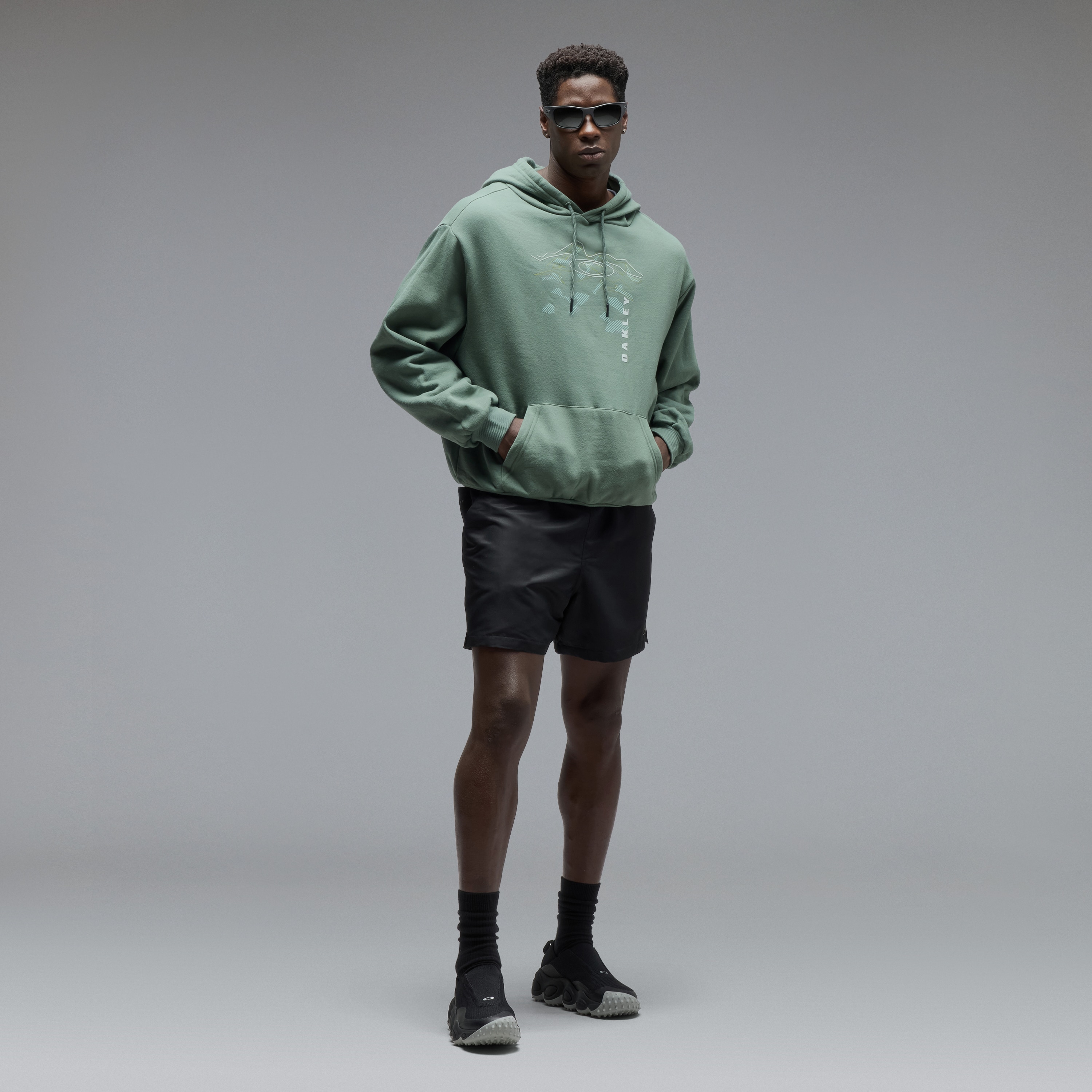 Oakley MTN Ridge Hoodie - Aviator Green | Oakley® US