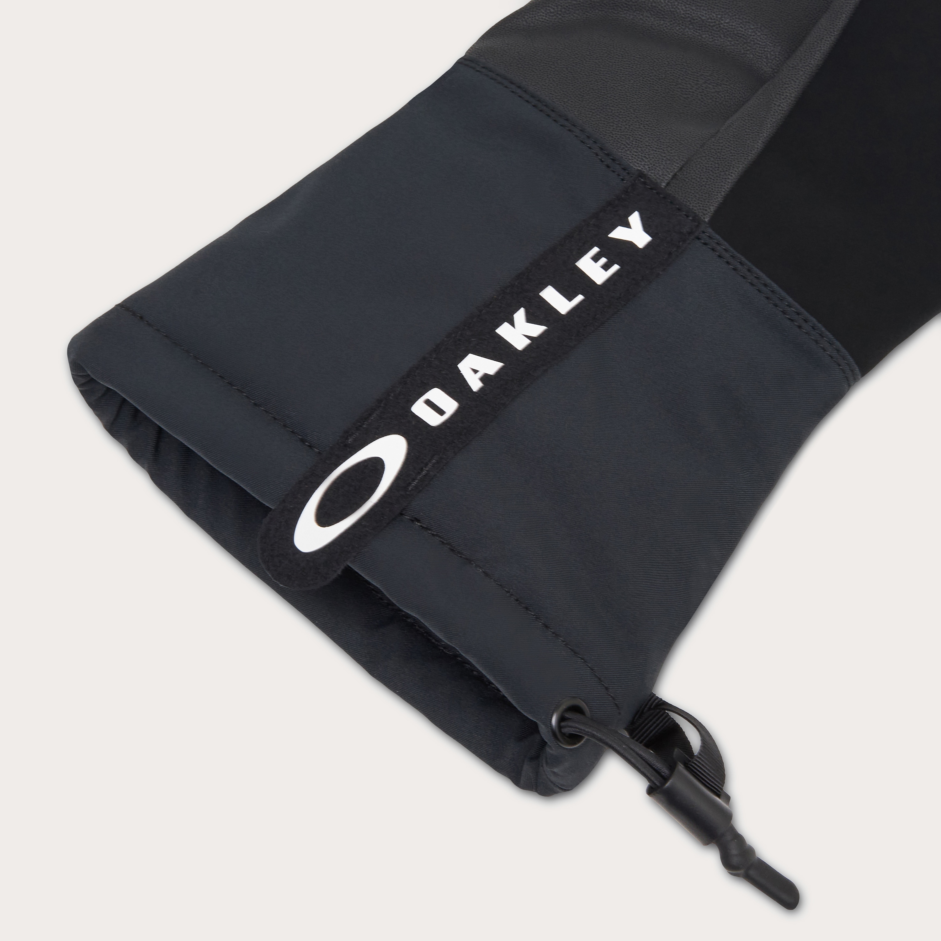 Oakley Powder Ridge Mittens - Blackout | Oakley® US