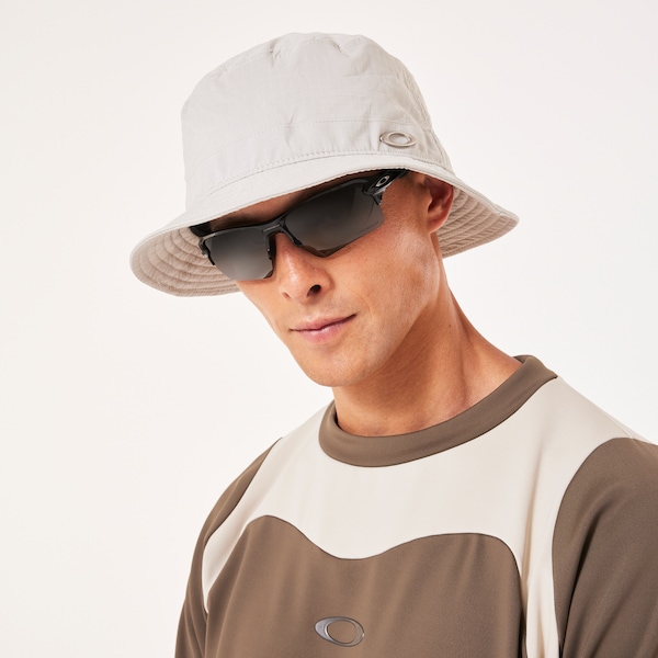 Essential Metal Hat Fa 24.0