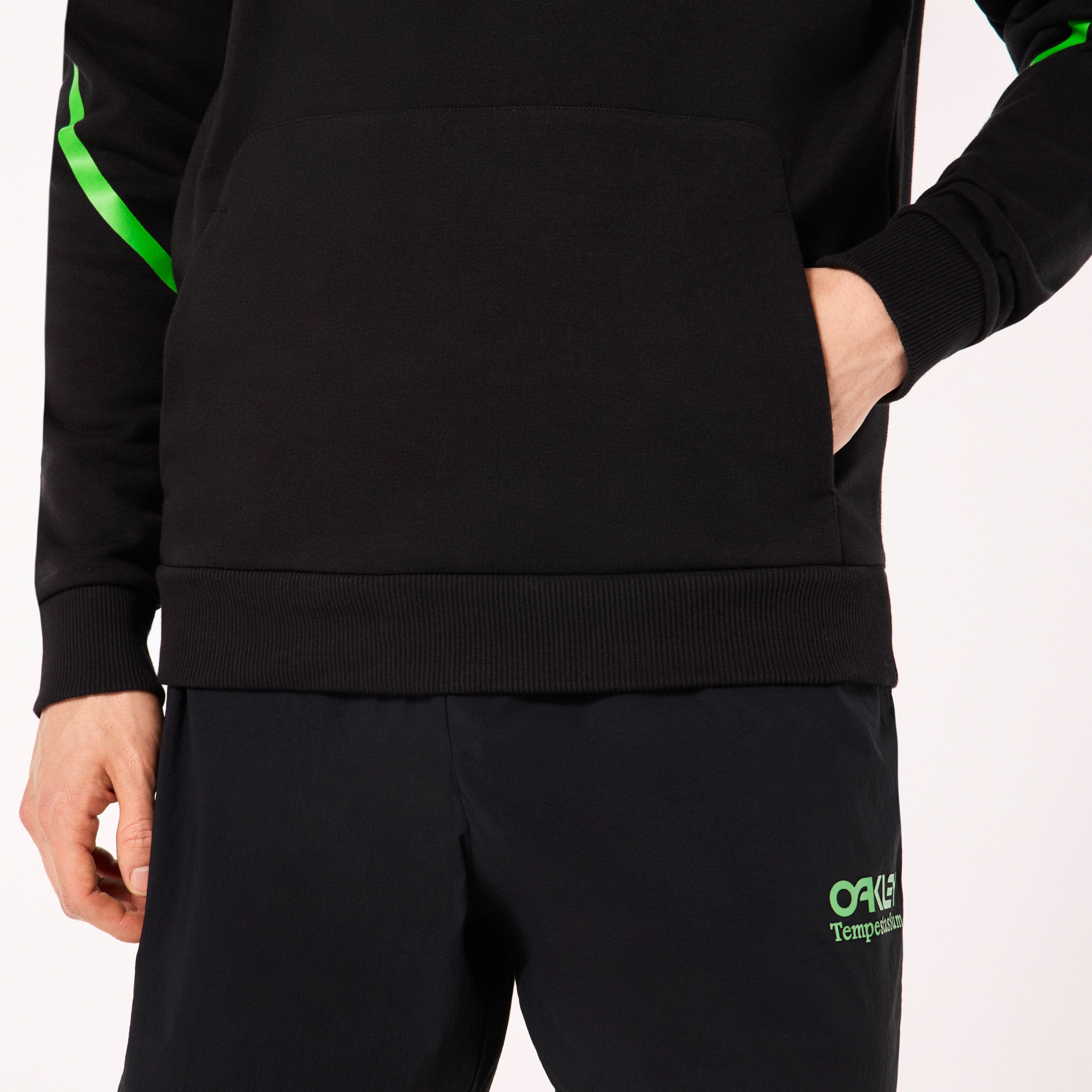 Oakley Tempestas Sum Crew - Blackout | Oakley® US