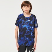 （子供用) Striking Qd S/S Tee Ytr 1.0 - Blue Storm Print