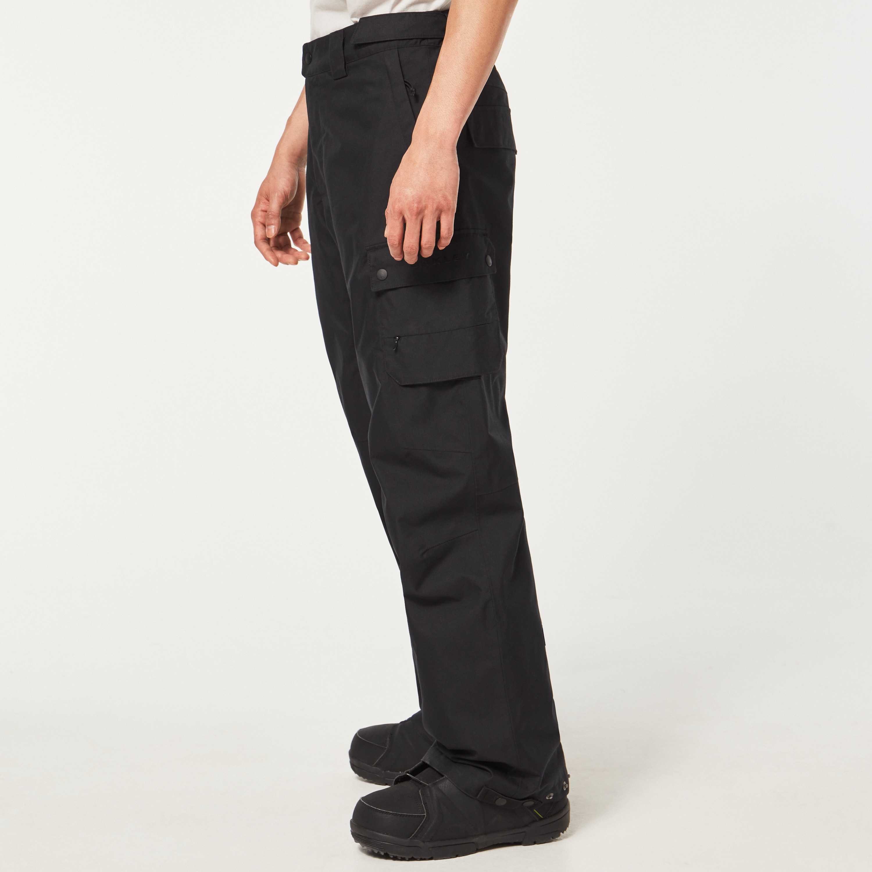 Oakley Pivot Cargo Shell Pant - Blackout | Oakley® US