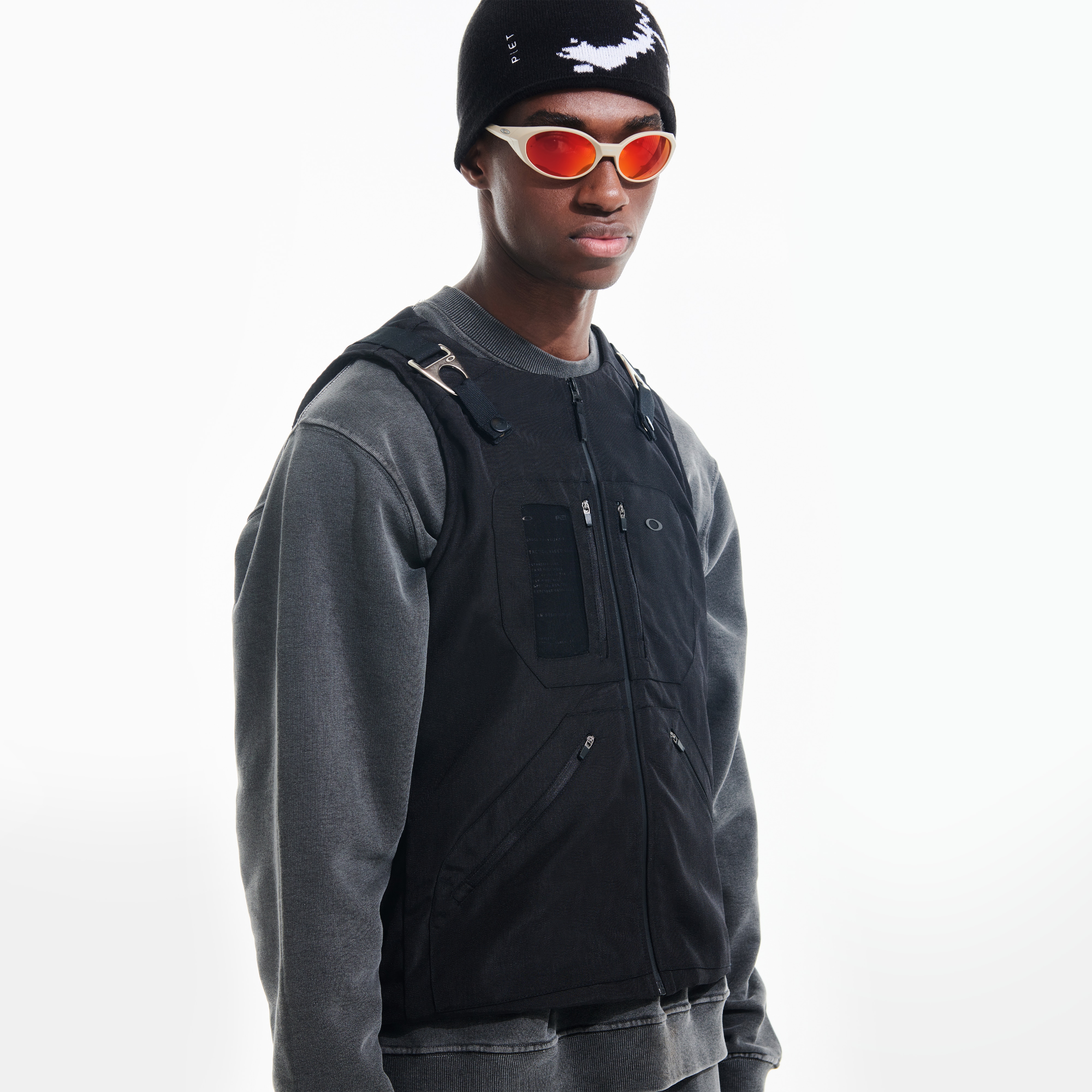 Oakley The Future Tactical Vest PIET x em Black | Oakley® BR