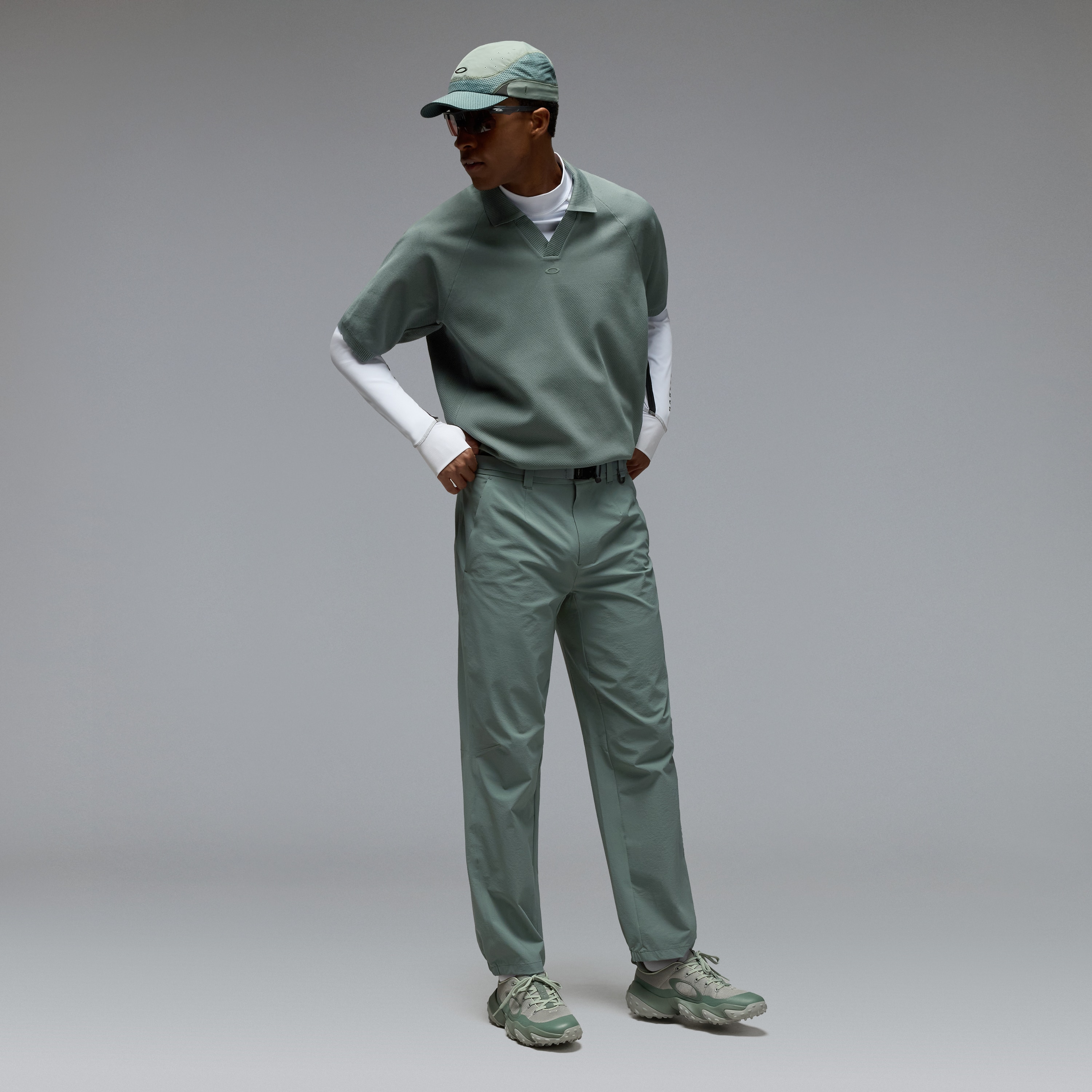 Oakley Men's Fusion Chino Size: