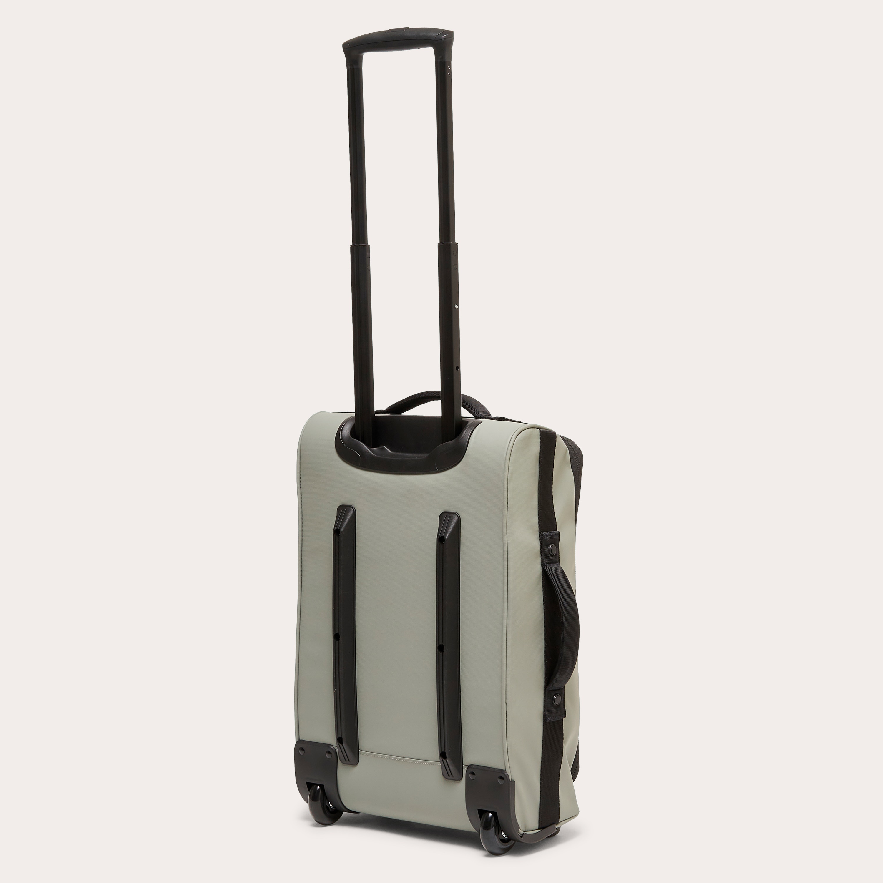 Oakley Endless Adventure Rc Carry-On - Cement | Oakley® US