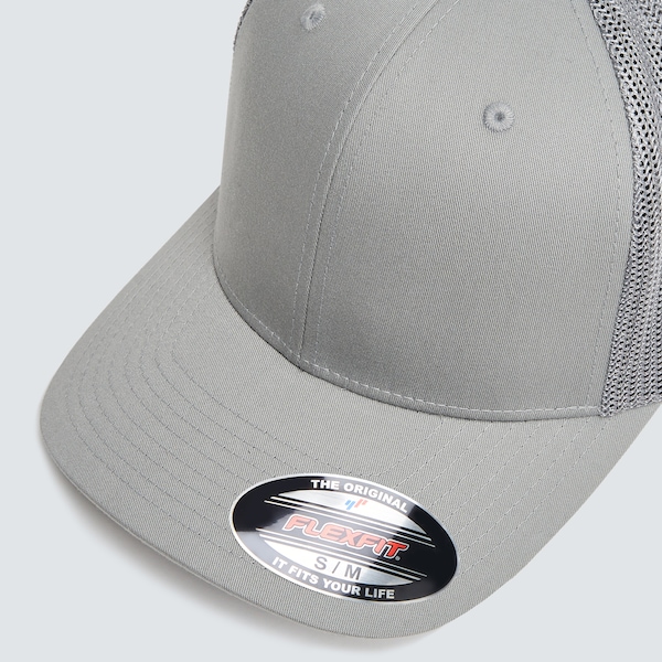 Golf Cresting Trucker