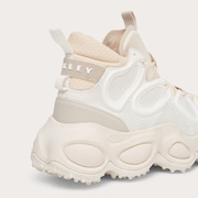 Eon Alpha - Mist/White