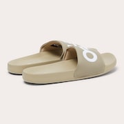 Oakley B1B Slide 2.0 - Pebble