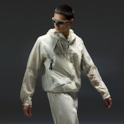 Latitude Veil Flow Jacket