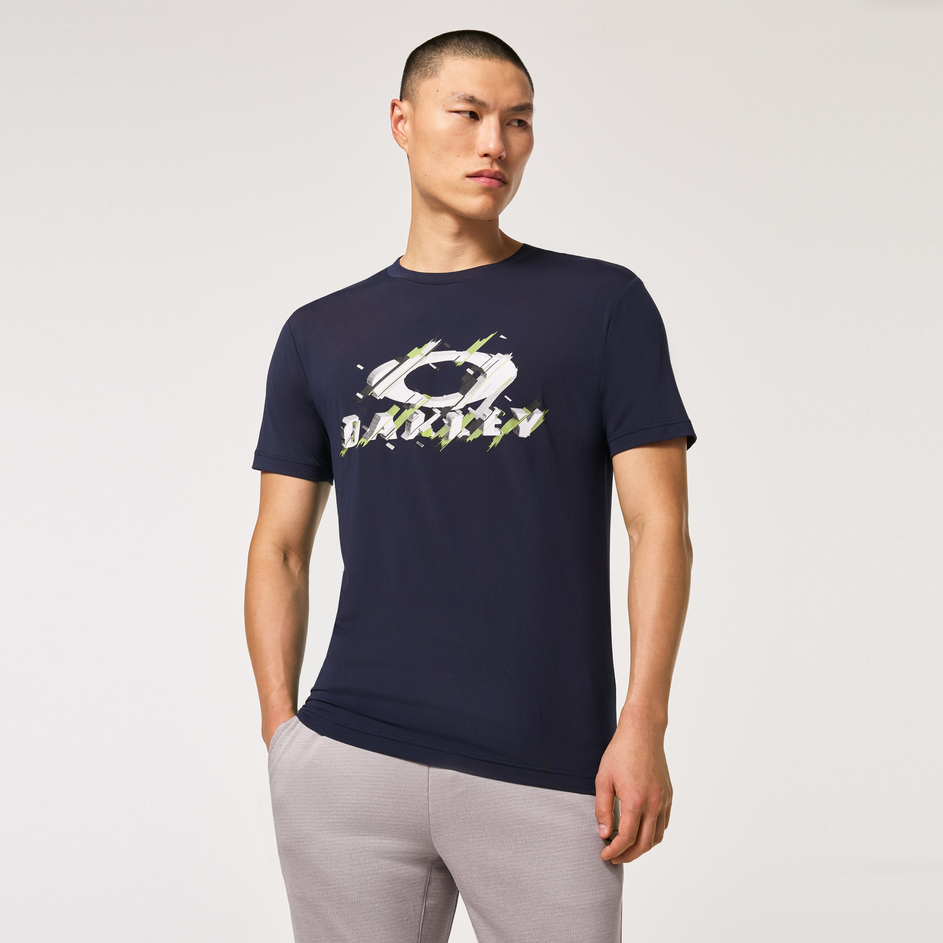 OAKLEY アーカイブTシャツ Oakley Enhance Qdc SS Tee Archive 1.0 - Rose Dust | Oakley® 日本