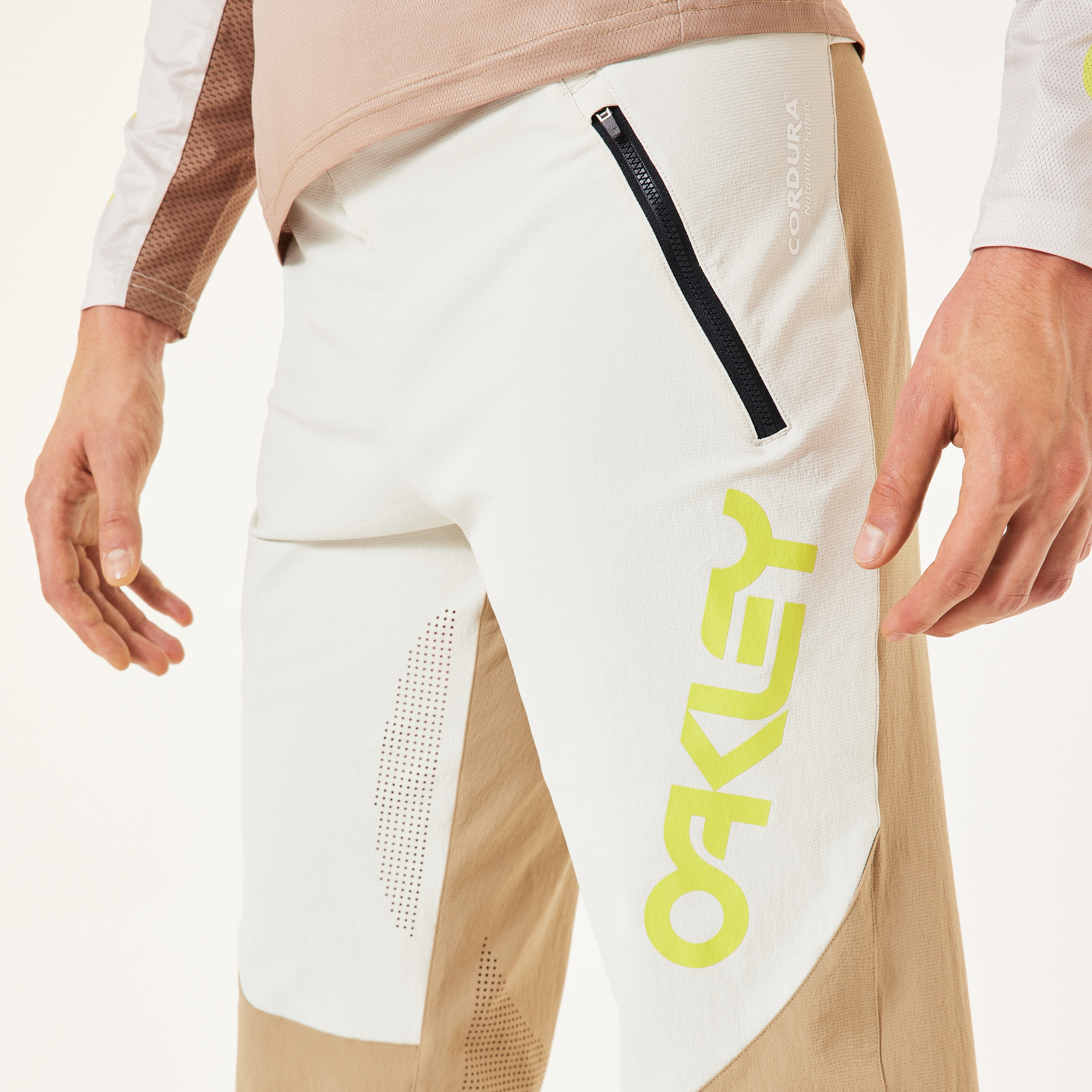 Oakley Maven Scrub Pant - Mist | Oakley® US