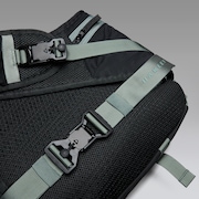 Latitude Sling Pack - Aviator Green