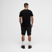 Camiseta Oakley Scale Mountain - Blackout