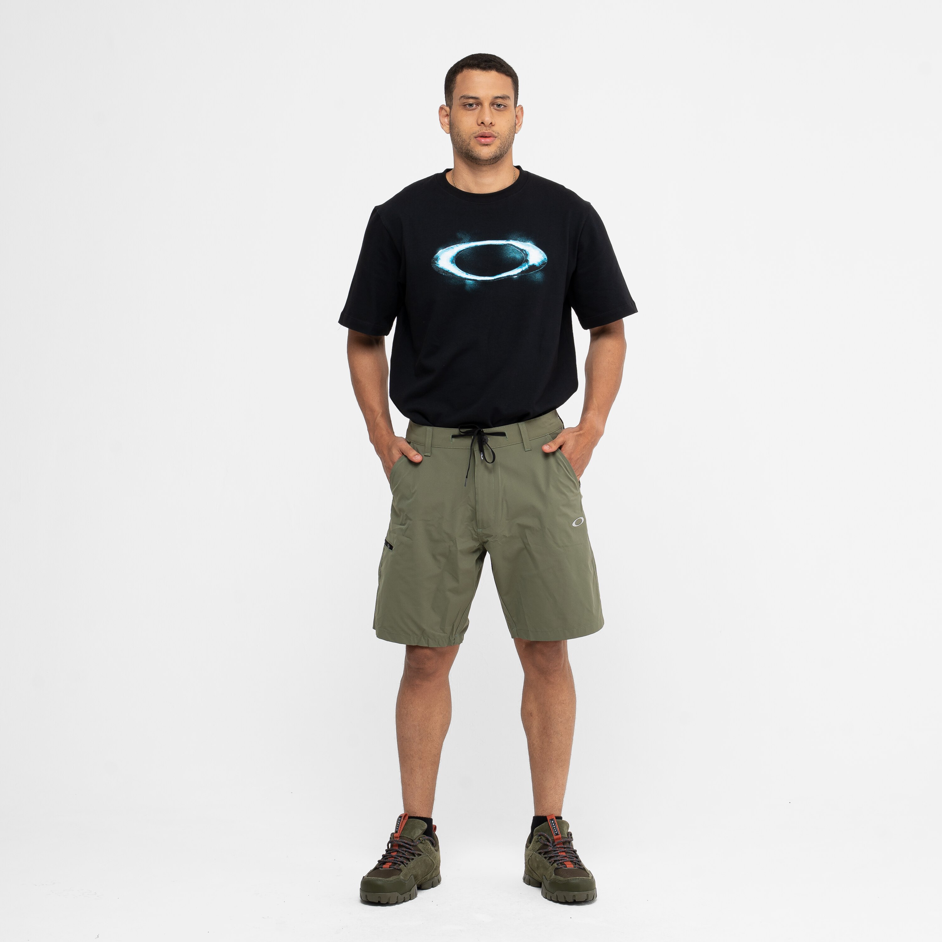 OAKLEY HYDROLIX パフォーマンスフィット パンツ US/EU 29 Oakley Shorts Hybrid 365 9'' em New Dark Brush | Oakley® BR