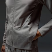 Latitude Veil Mid Layer - Cement