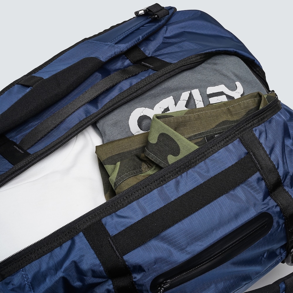 Oakley Outdoor Duffle Bag Universal Blue Oakley® US