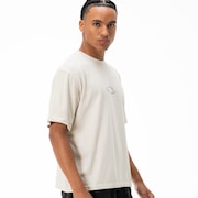 Camiseta Oakley Heritage Ellipse Metal - Mist