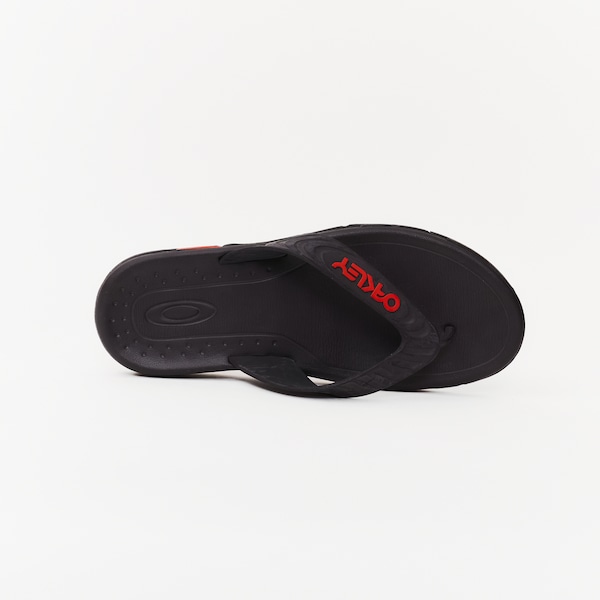 Chinelo Oakley Crowd B1B