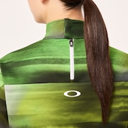 Elevate Fluent Mock Shirt - Black Print