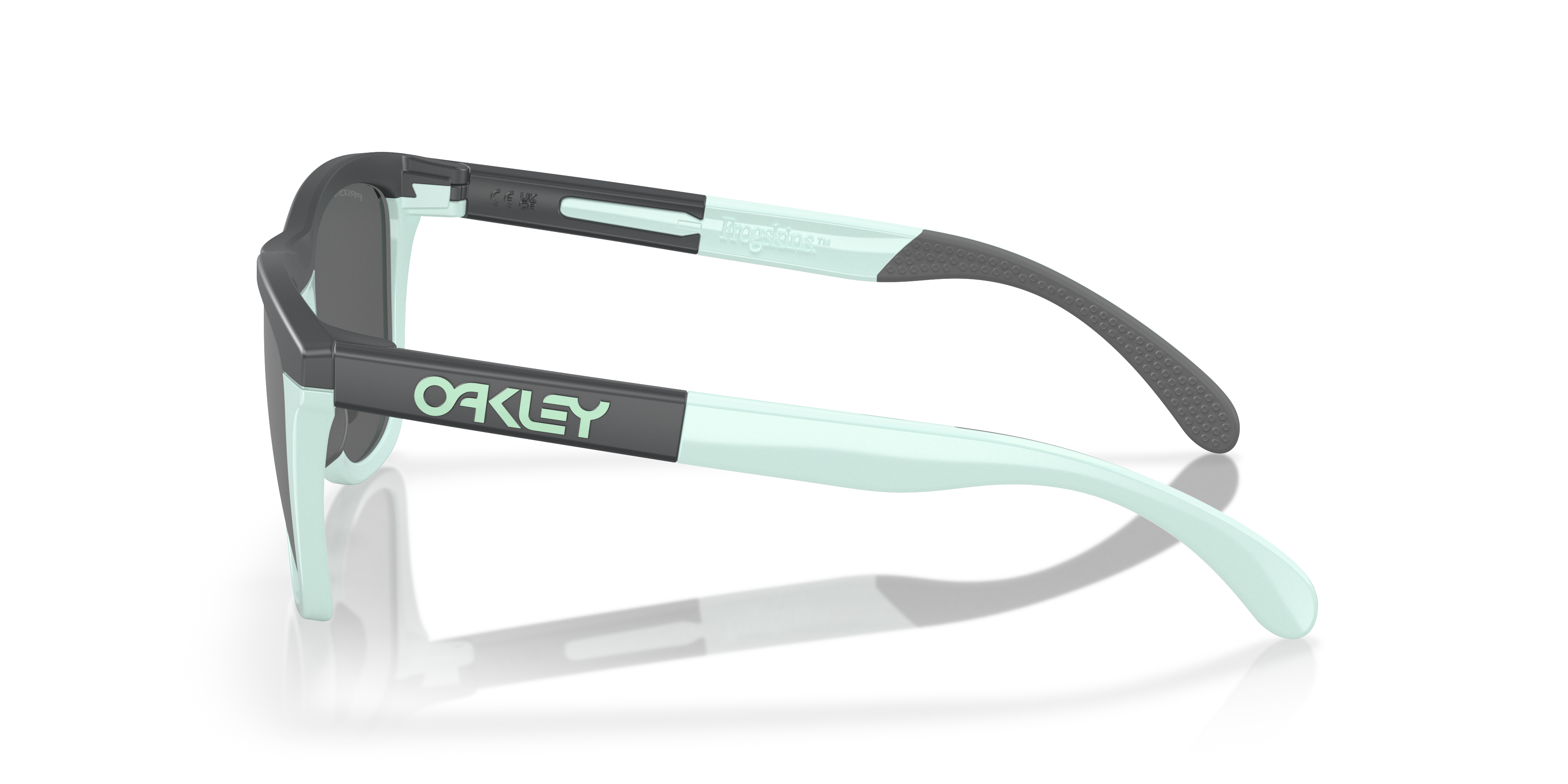 Oakley X FRAGMENT Frogskins™ Oakley X FRAGMENT - Frogskins™ (Low Bridge Fit) Prizm Grey