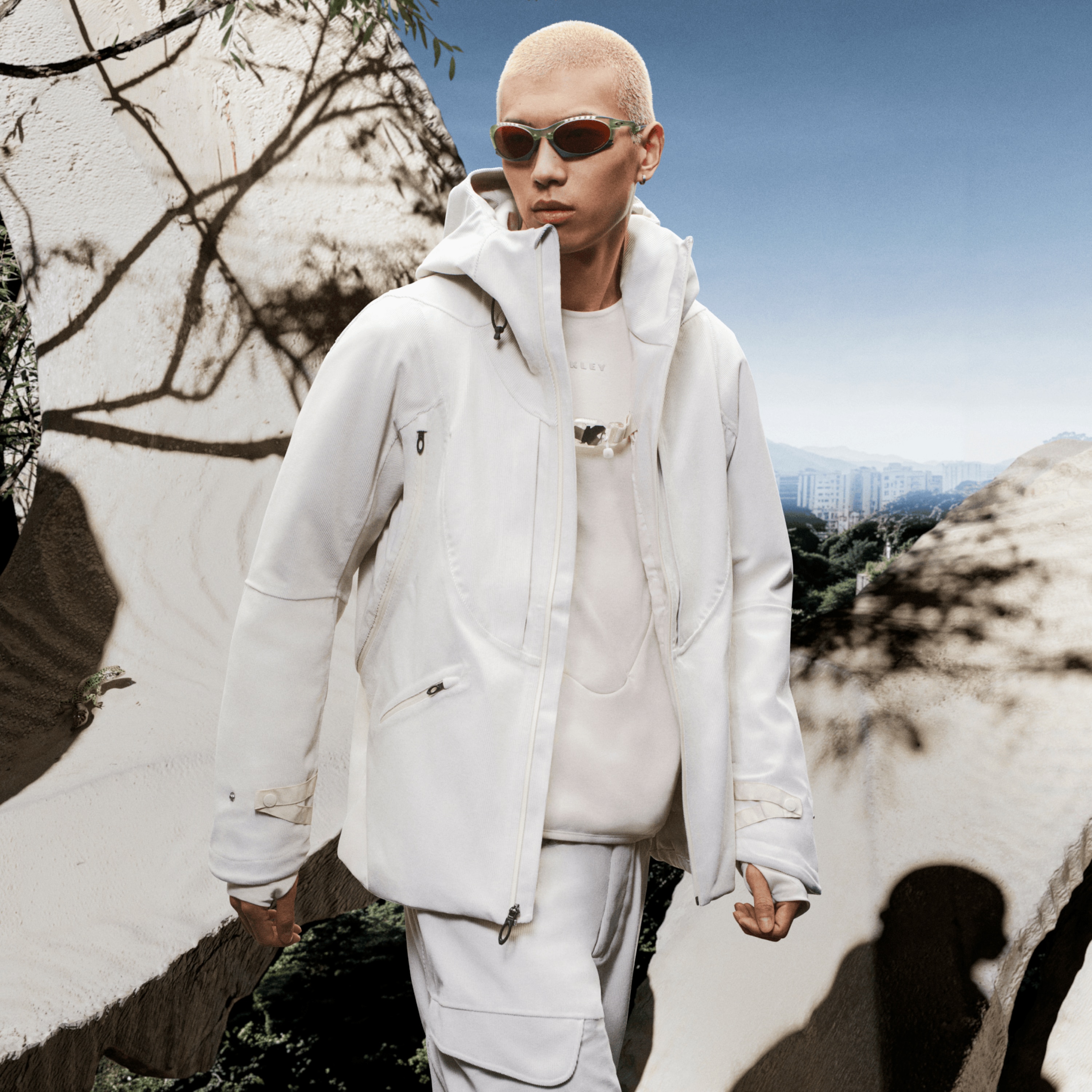 ジャケット・アウター Oakley Tech Jacket Oakley Latitude Flex Tech Jacket - White Birch | Oakley® US