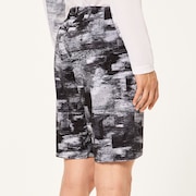 Slant Graphic Shorts 9Inch 8.0 - Black Print