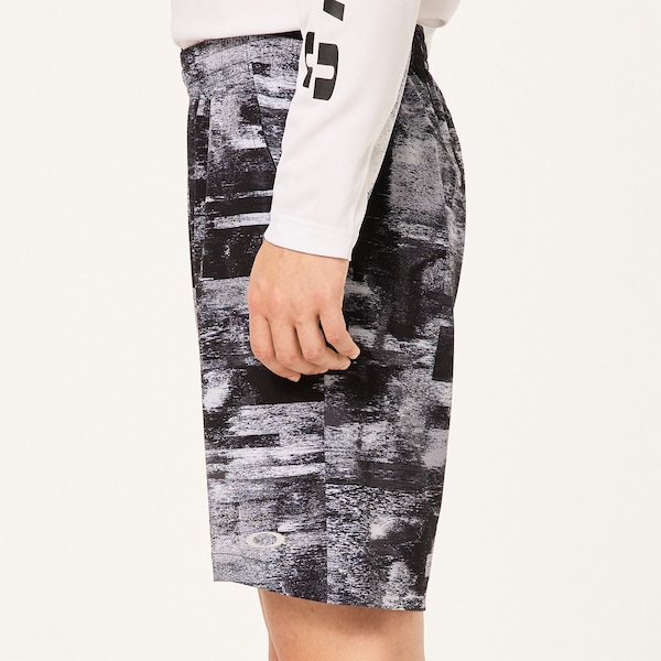 Slant Graphic Shorts 9Inch 8.0