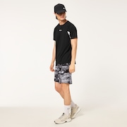 Slant Graphic Shorts 9Inch 8.0 - Black Print