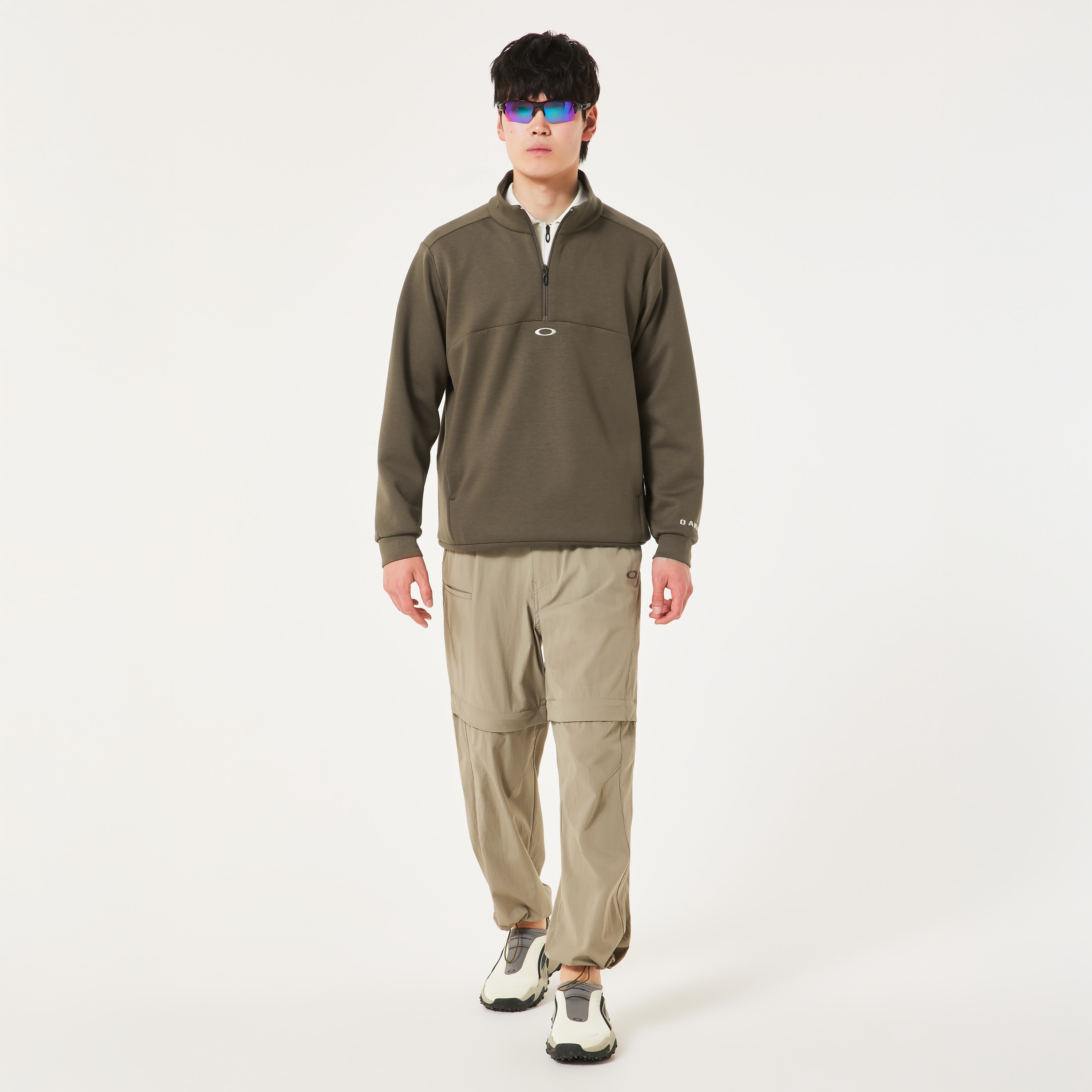 おる Oakley Oakley Pullover Fleece H/Z - Raven | Oakley® 日本