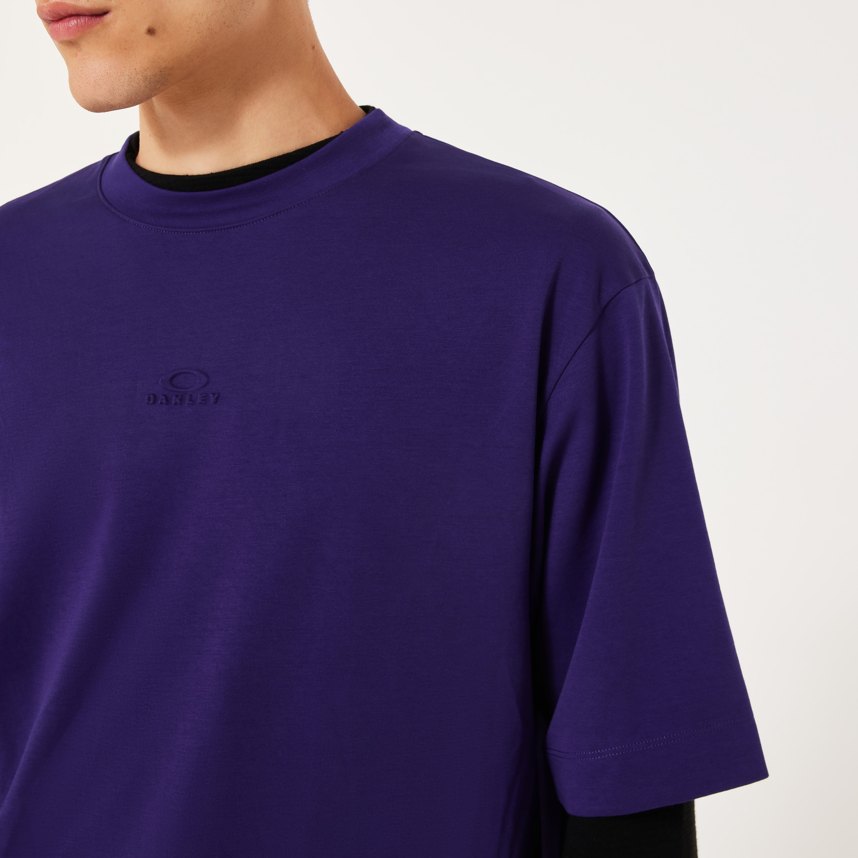 Oakley Men's Reserve Ellipse Tee Size: