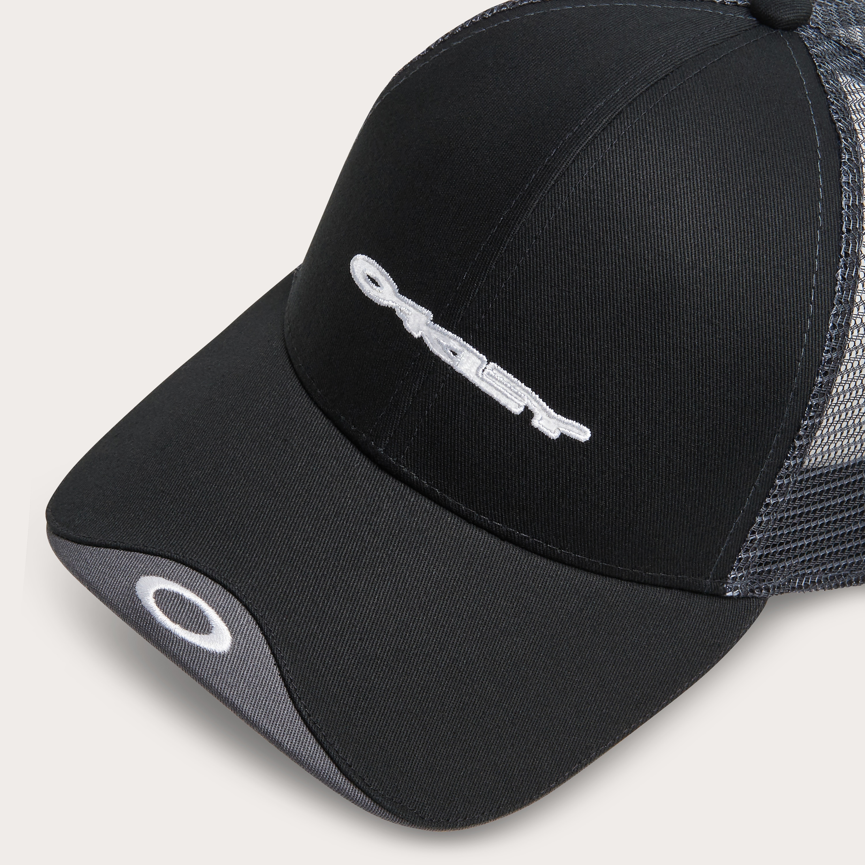 【OAKLEY】25ss CLASSIC TRUCKER HAT Oakley Oakley Classic Trucker Hat - Blackout | Oakley® US