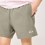 Enhance Woven Shorts 5Inch 3.0 - Surplus Green