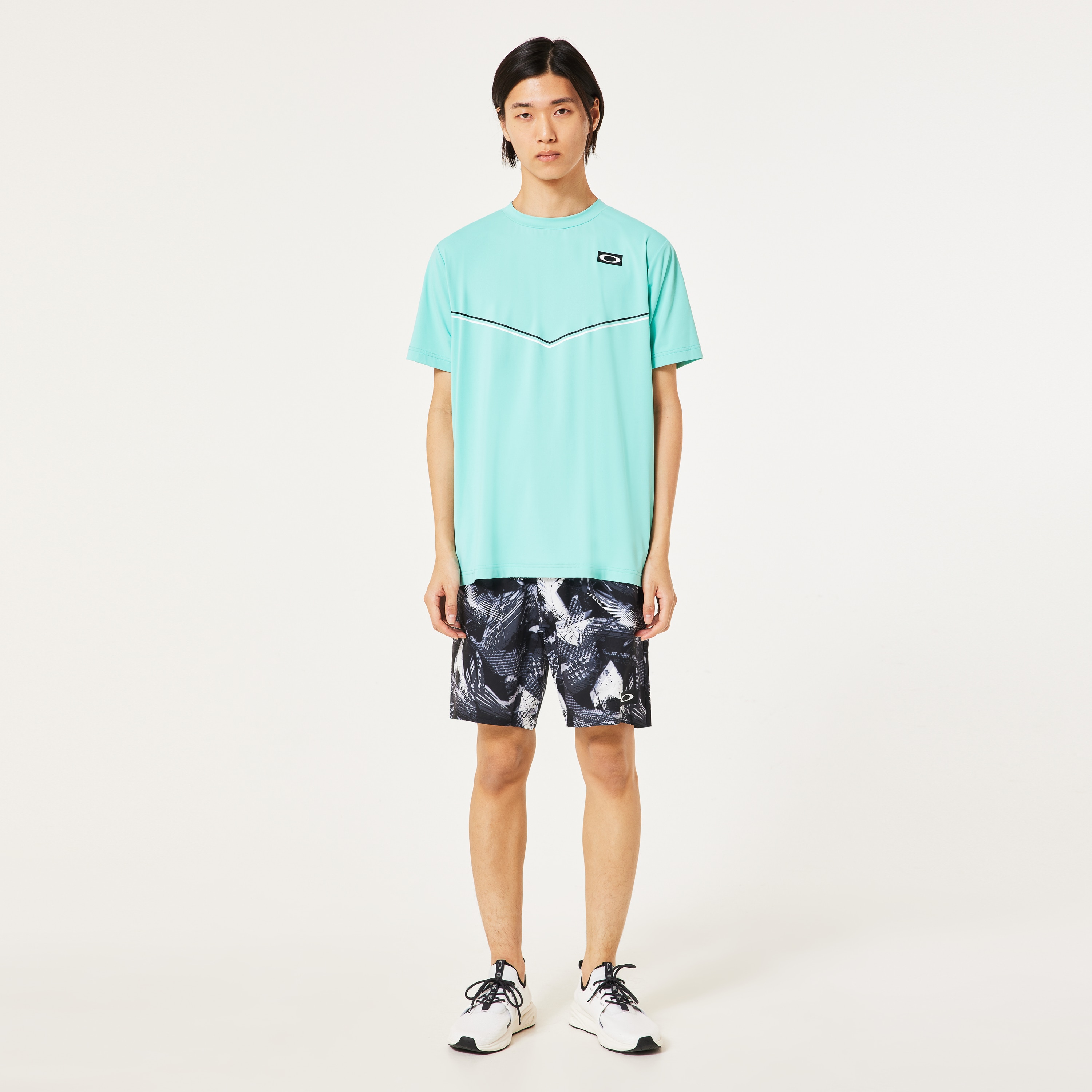 Oakley Slant Tech Cold SS Tee 11.0 - Blackout | Oakley® 日本