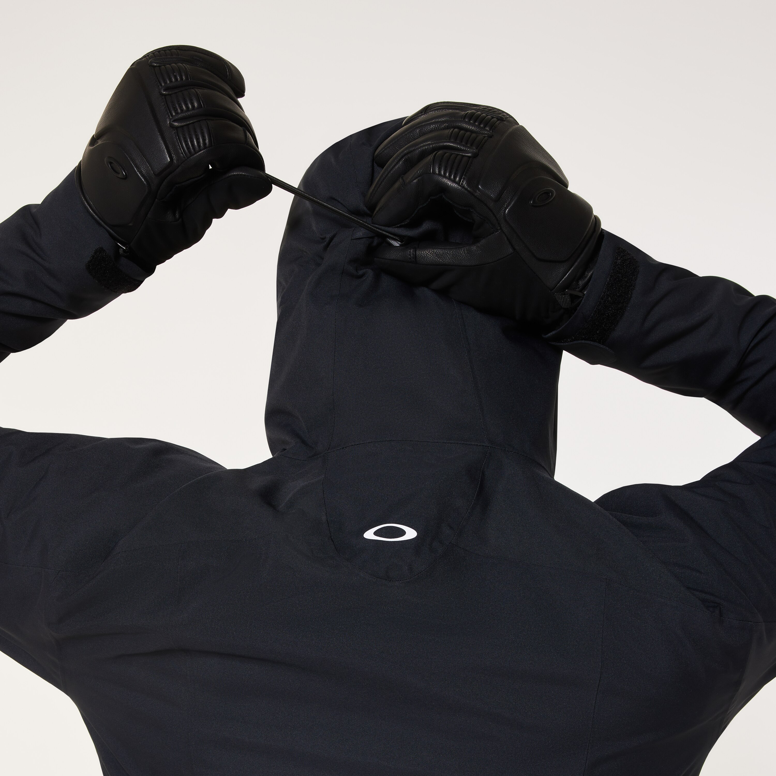 Oakley Kendall RC Shell Jacket 2.0 - Blackout | Oakley® US