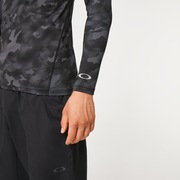 Technical Base Layer LS Crew - Black Print