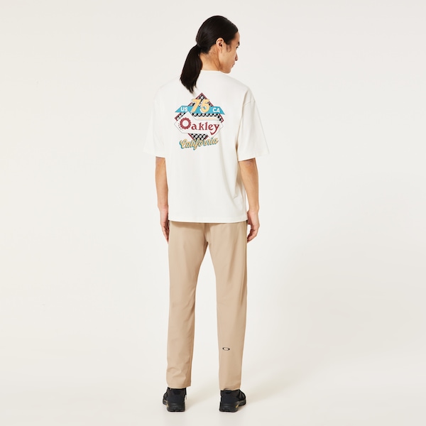 En New Retro Tee Motel 2.0