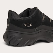 Meridian Low Ext - Blackout