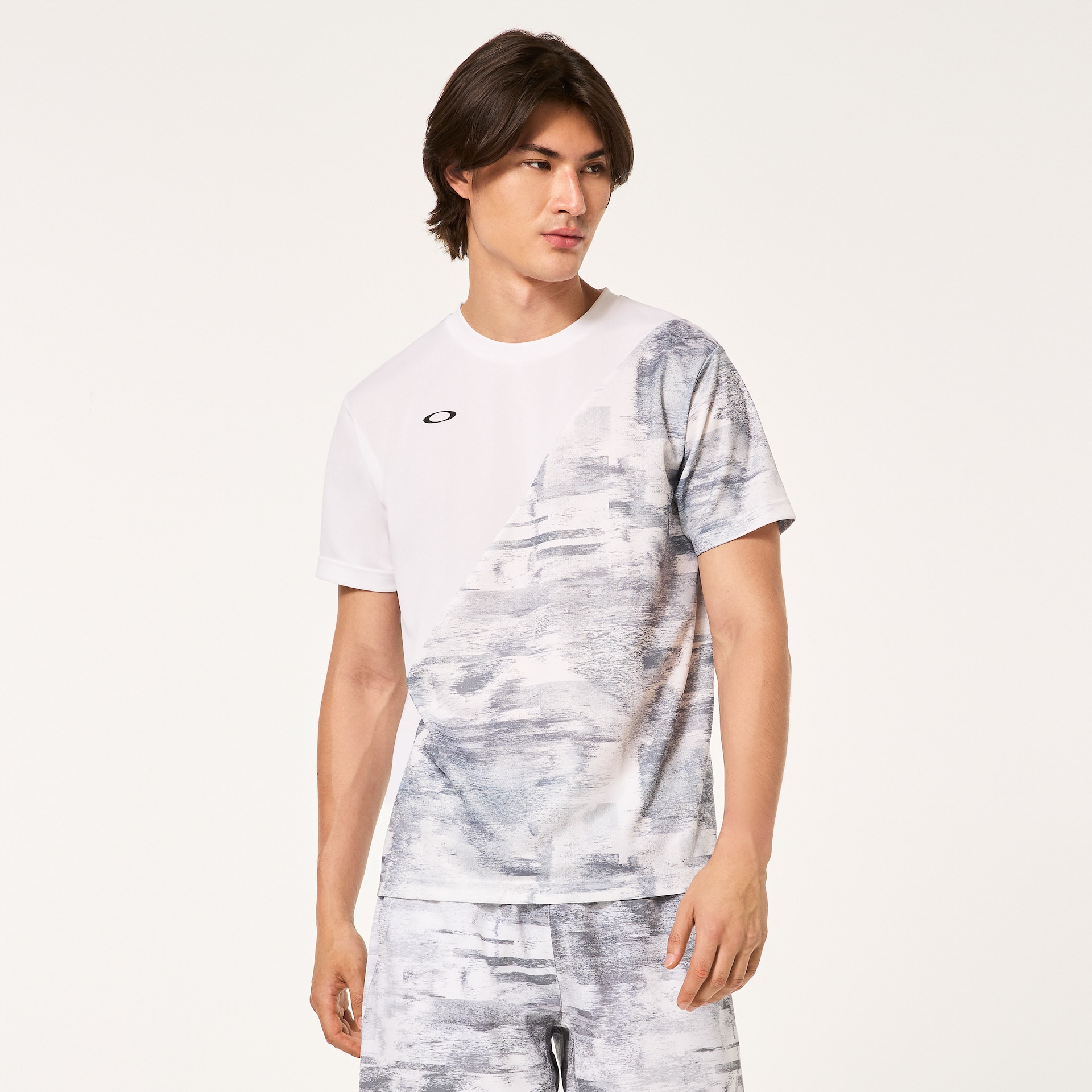 Oakely Graphics オークリー Slant Graphic Tee 8.0 White Print | オークリー公式ストア 日本