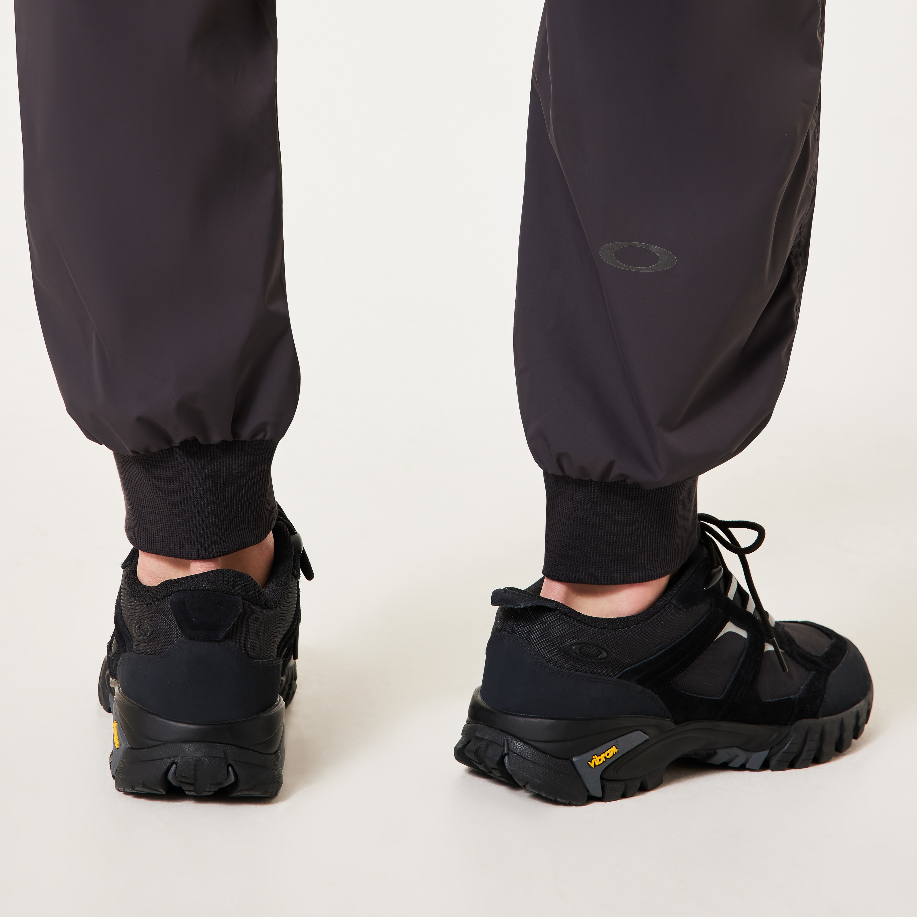 Oakley Enhance Mil Pants 2.0 - Phantom | Oakley® US