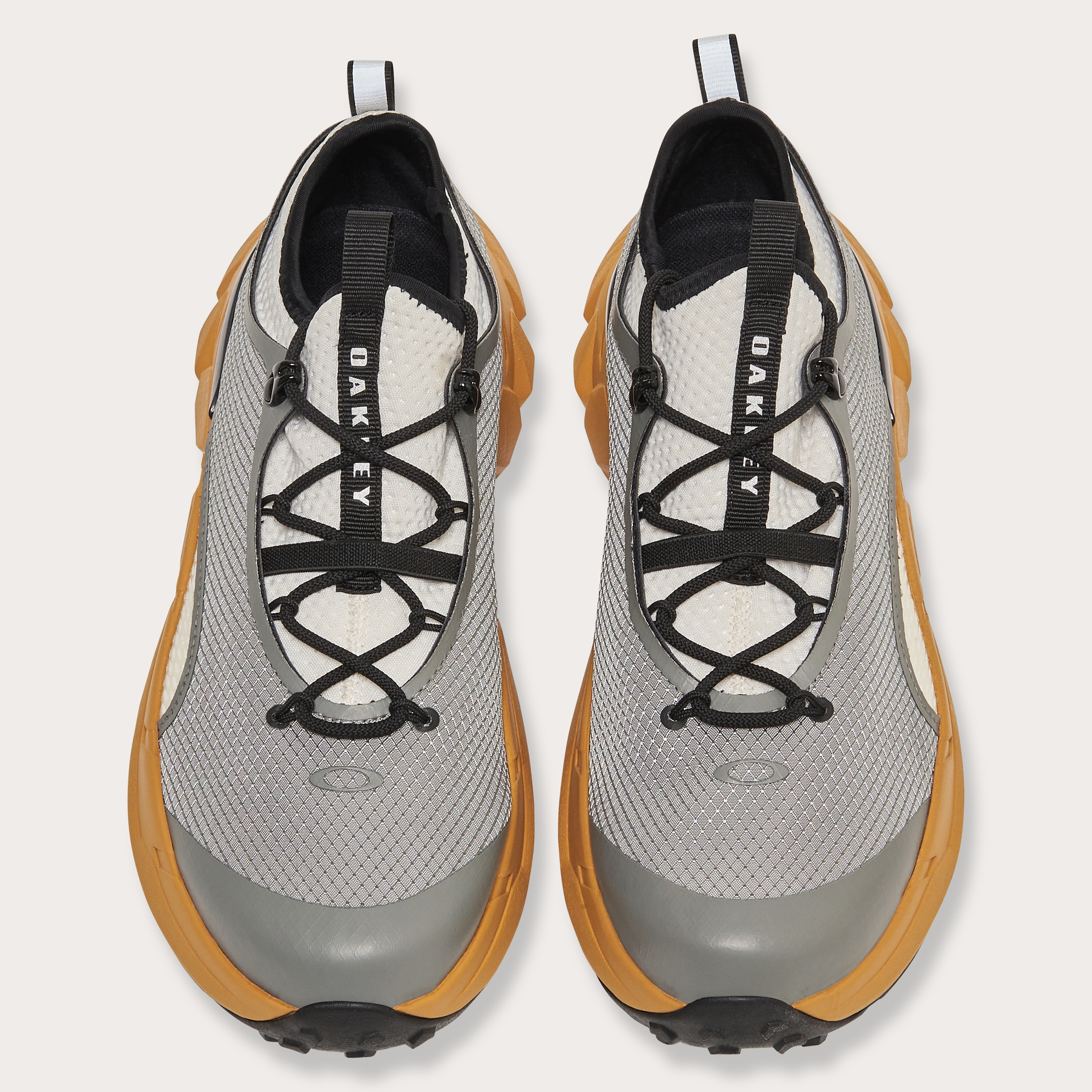 スニーカー OAKLEY Light Shield Sneaker TF5D0162 Amazon.com | Oakley Men's Light Shield Sneaker, Triple Black