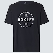 Oakley Since 1975 - Blackout