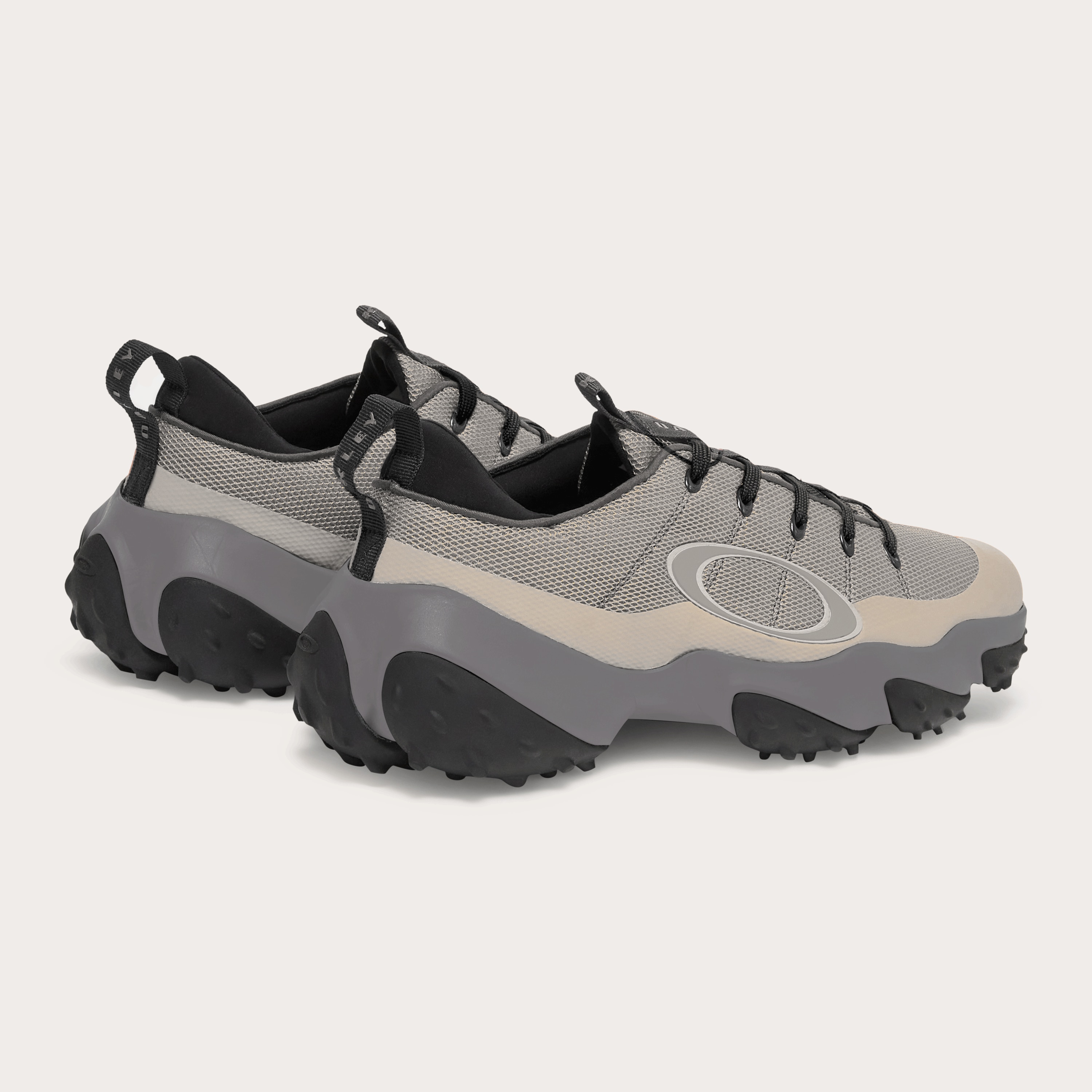 【OAKLEY】送料/関税込み エッジフレックス スニーカー Oakley Oakley Edge Flex - Mist/Cement - FOF100538-11P