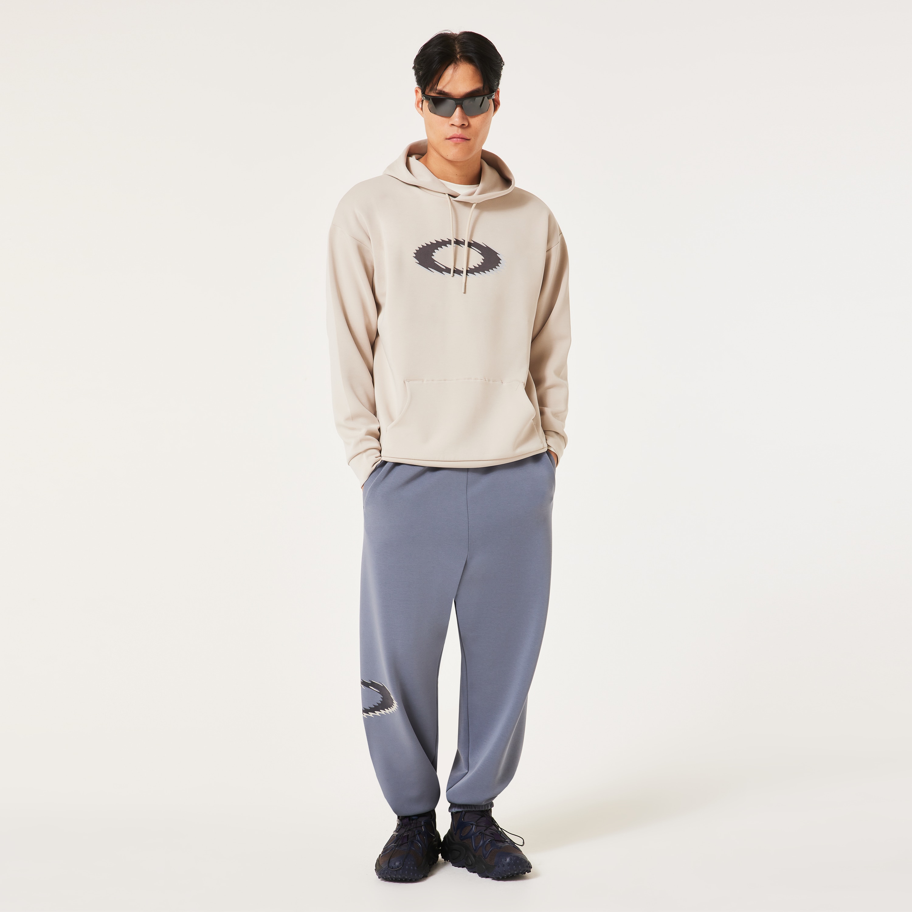 Oakley New Retro Fleece Hoodie 1.7 In Neutral