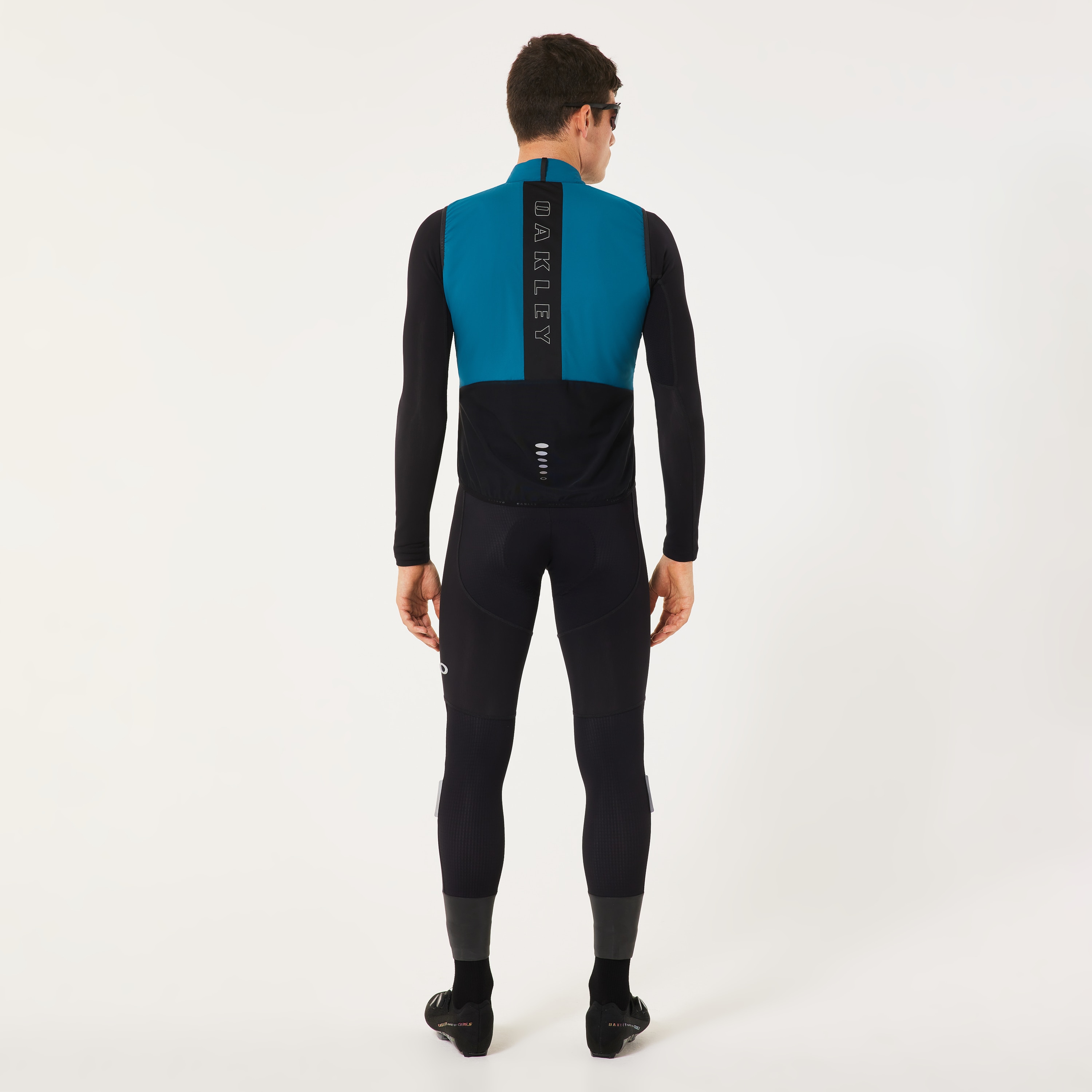 Oakley Endurance Packable Alpha Vest - New Balsam | Oakley® US