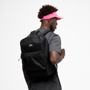 Mochila Oakley Confront - Blackout