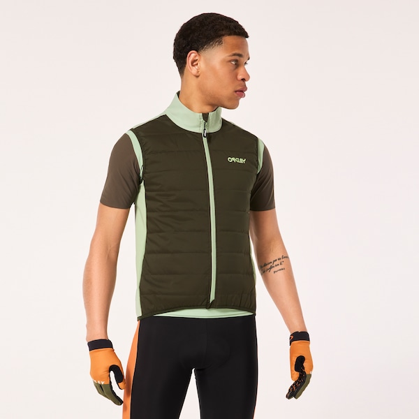 OAKLEY　エンジフード付きアウターウェア 暗めワインレッドウェア Oakley Enhance Wind Jacket 13.7 - Foggy Blue | Oakley® 日本