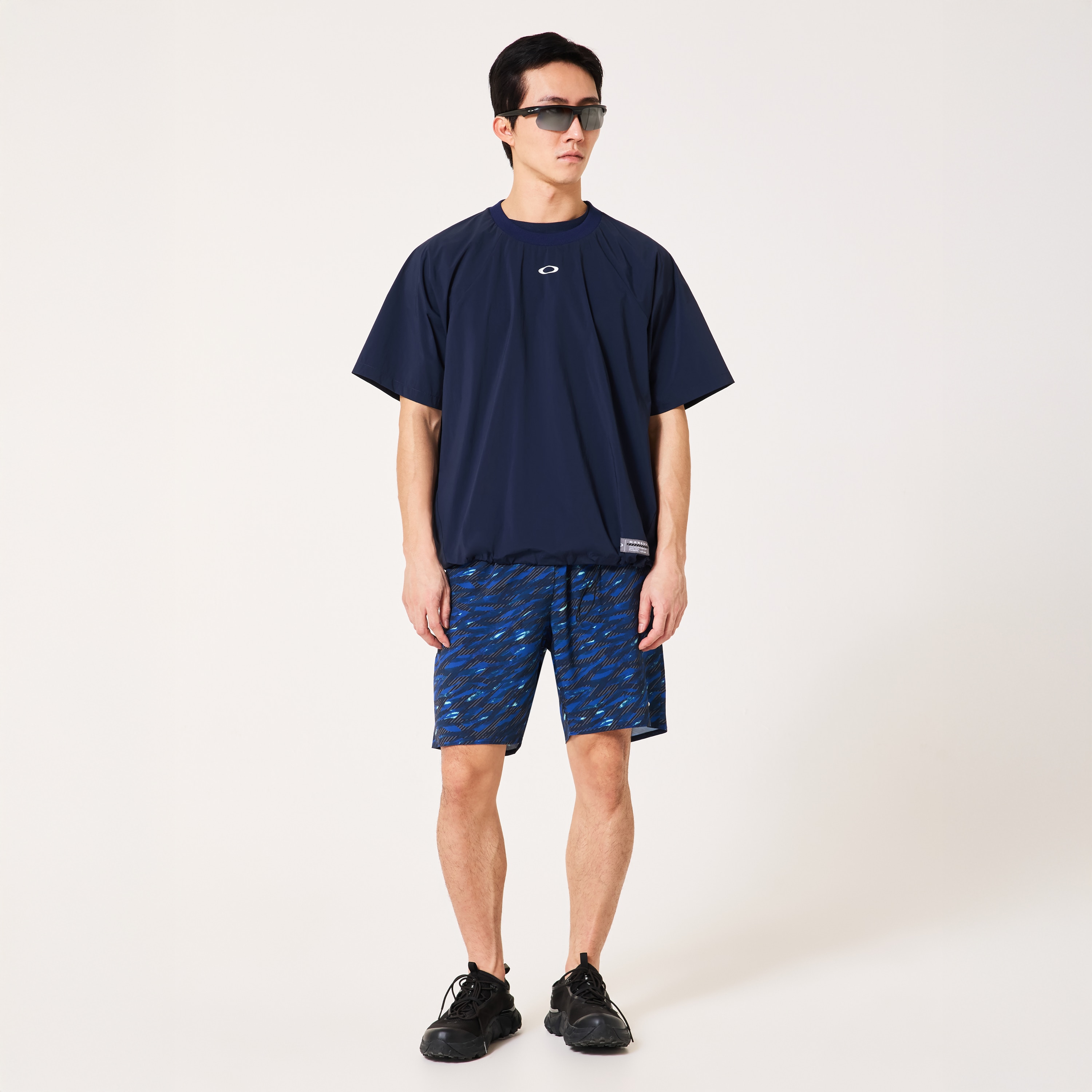 Oakley Striking Wind SS Lt Piste 9.0 - Pitch Black | Oakley® 日本