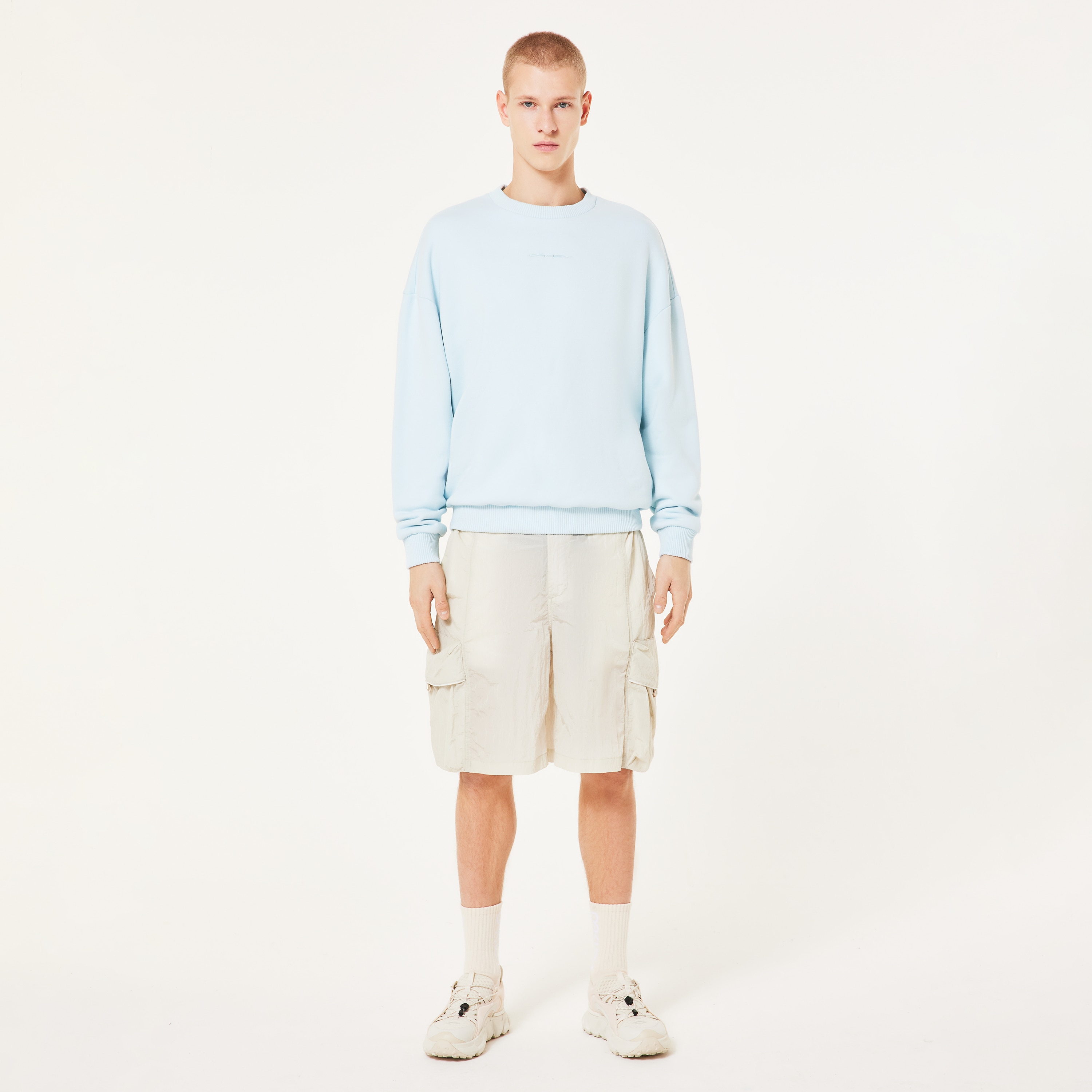 Oakley Soho Crew Neck Sweatshirt In Frost