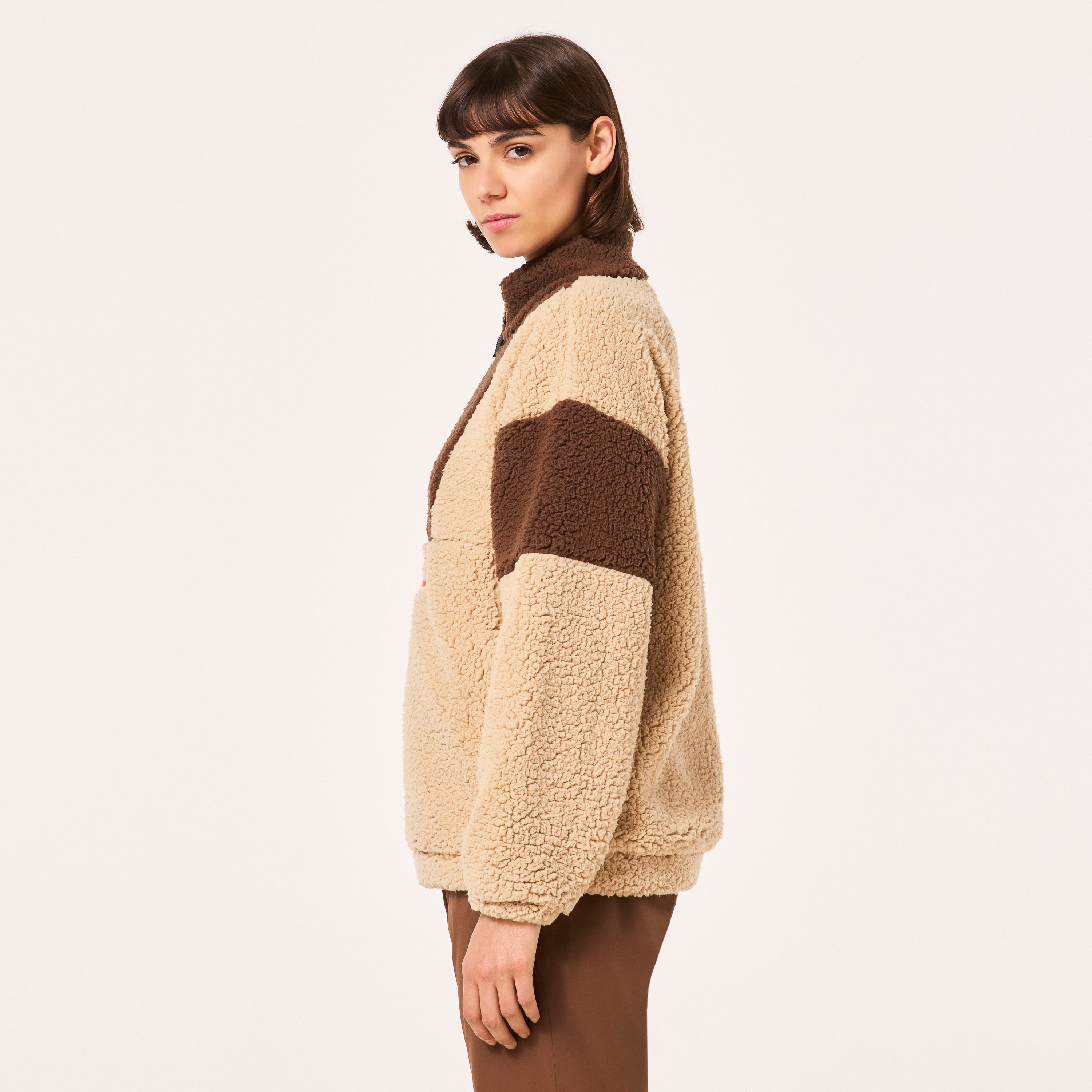 FOA500467__31R_ombk1.png?