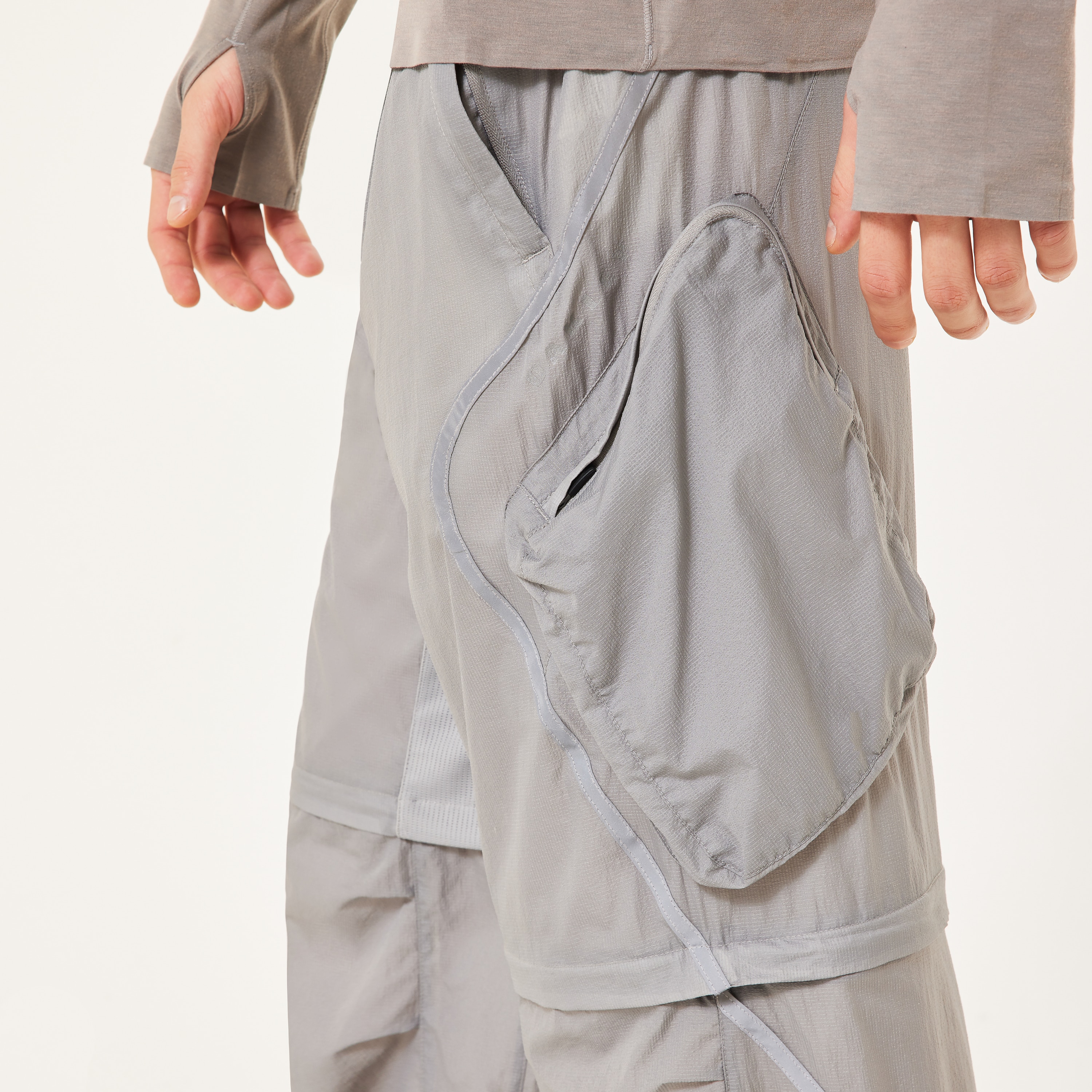 Oakley Latitude Flight Cargo Pant - Army Green | Oakley® CA